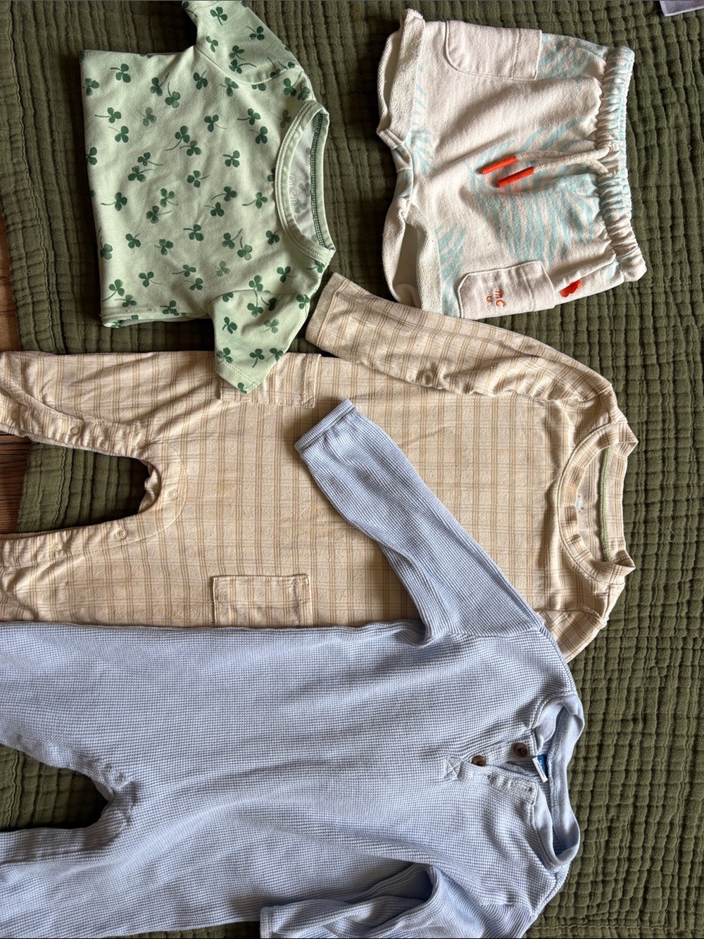 12m Neutral Tone Baby Clothes Bundle